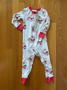 The Beaufort Bonnet Company White and Red Santa Print Kids Pajamas